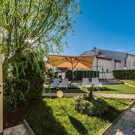 Tolle Mit Terrasse Und Meerblick *